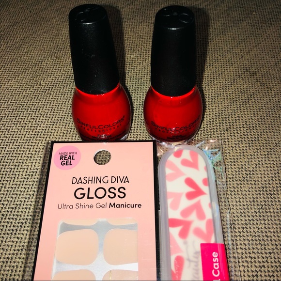 🎁 2/$10 Nail Care Bundle Sinful Colors Nail Polish Dashing Diva Gold Glitter - Picture 5 of 16